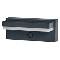 OSRAM Endura Style Solar LED Wandleuchte Robust, 2,5W, 3000K warmweiß, 180 lm, USB, PIR Sensor, 1 Monat