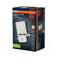 OSRAM ENDURA FLOOD PC 20W LED-Fluter mit Sensor, 3000K warmweiß, 1800 Lumen, IP44 Flutlicht IR-Melder, Tageslichtabschaltung, Weiß